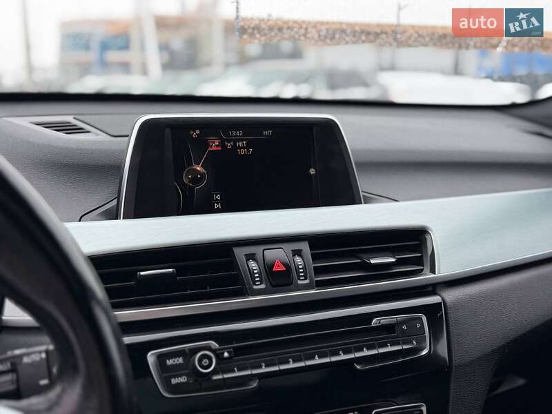 Позашляховик / Кросовер BMW X1 2016 в Львові