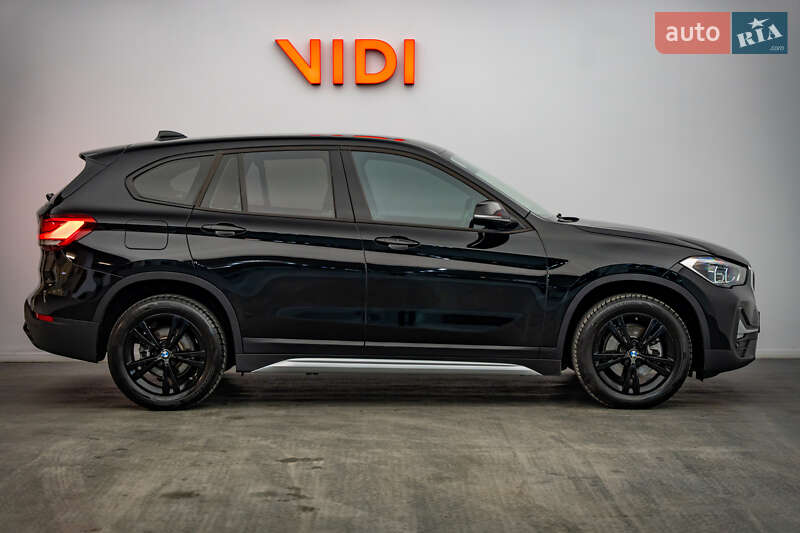 Внедорожник / Кроссовер BMW X1 2020 в Киеве