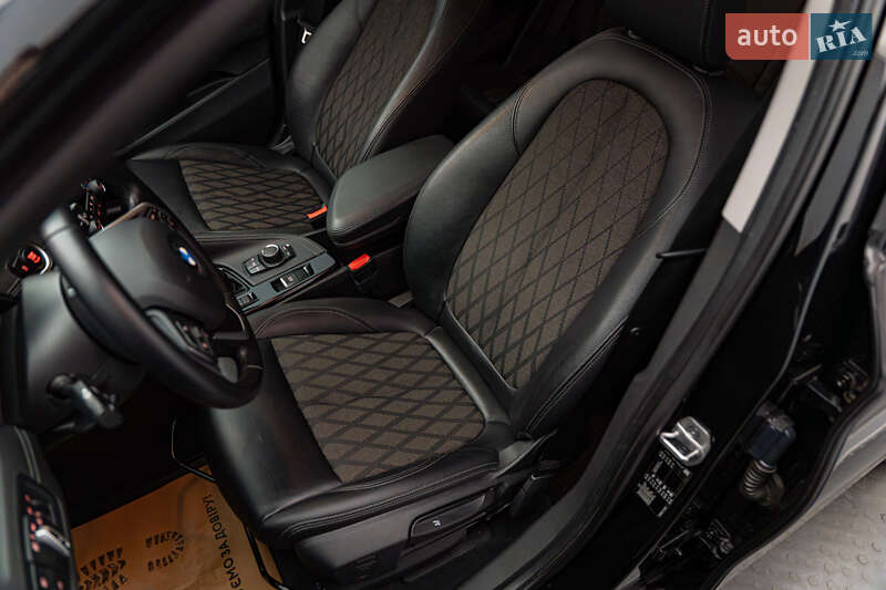 Внедорожник / Кроссовер BMW X1 2020 в Киеве