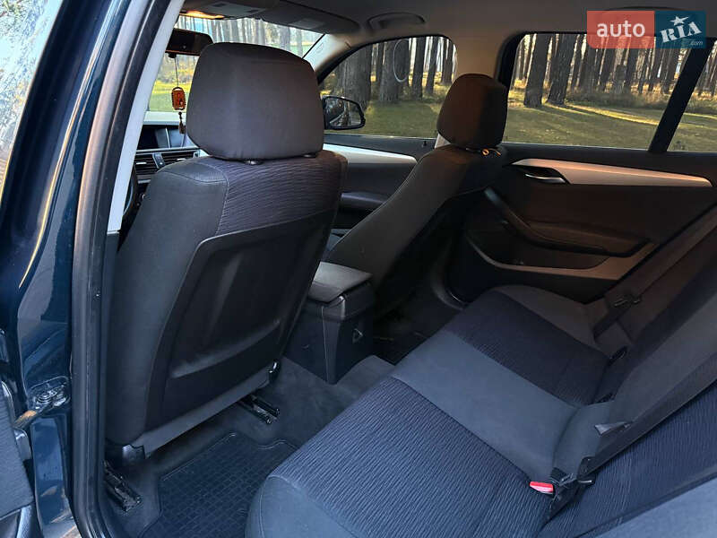 Внедорожник / Кроссовер BMW X1 2012 в Чернигове