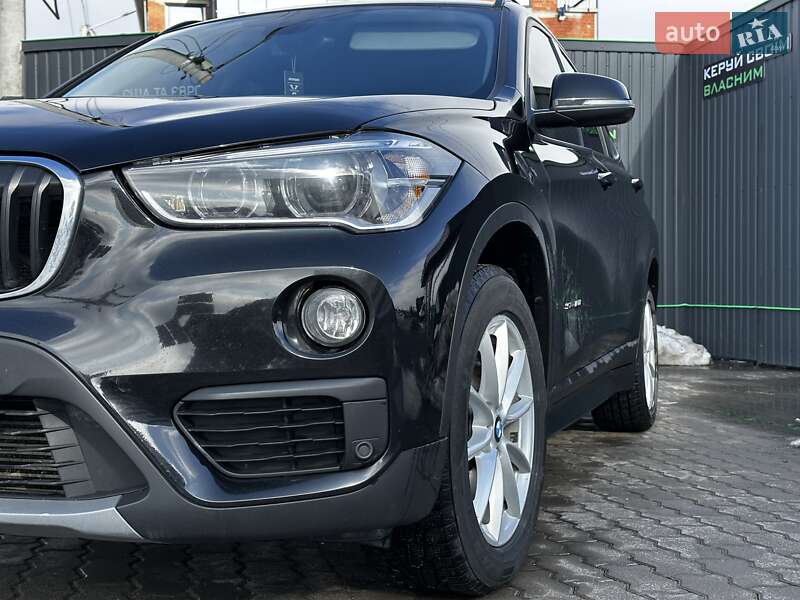 Внедорожник / Кроссовер BMW X1 2018 в Львове