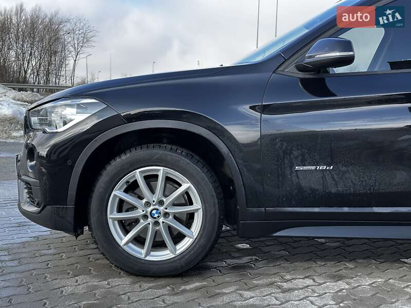 Внедорожник / Кроссовер BMW X1 2018 в Львове