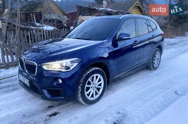 Позашляховик / Кросовер BMW X1 2015 в Верховині