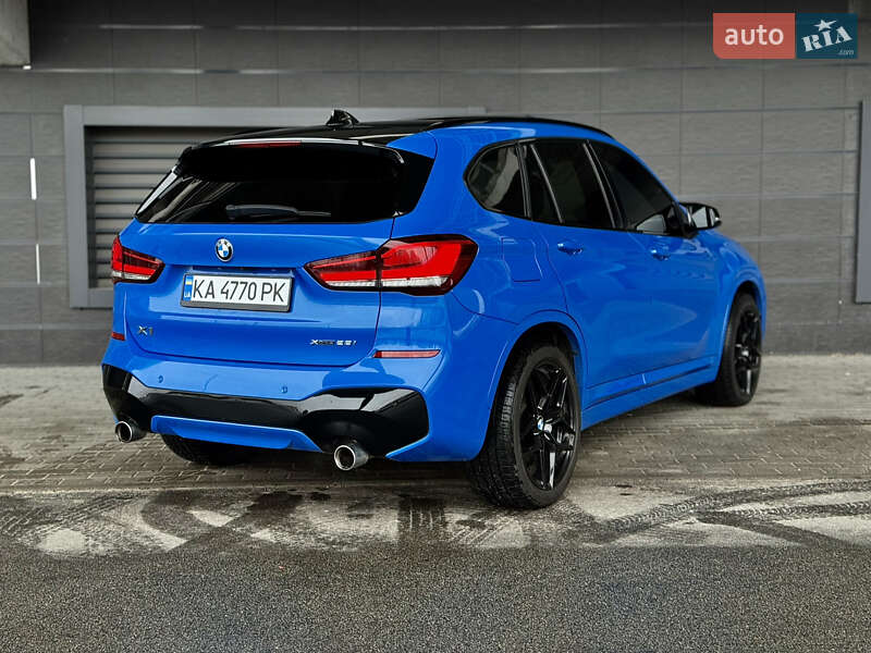 Внедорожник / Кроссовер BMW X1 2021 в Киеве
