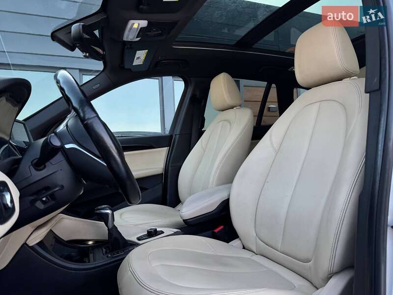 Позашляховик / Кросовер BMW X1 2017 в Рівному