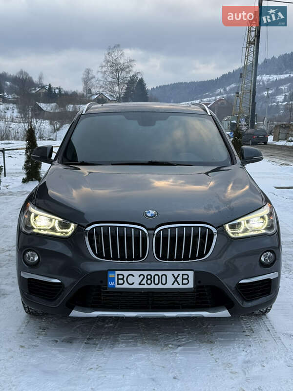 Позашляховик / Кросовер BMW X1 2015 в Львові фото 5 Позашляховик / Кросовер BMW X1 2015 в Львові