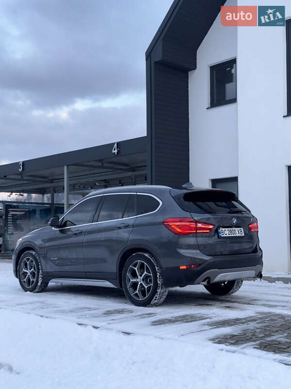 Позашляховик / Кросовер BMW X1 2015 в Львові фото 20 Позашляховик / Кросовер BMW X1 2015 в Львові