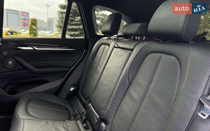Позашляховик / Кросовер BMW X1 2017 в Львові