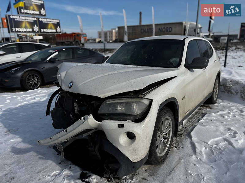 Позашляховик / Кросовер BMW X1 2010 в Львові фото 3 Позашляховик / Кросовер BMW X1 2010 в Львові