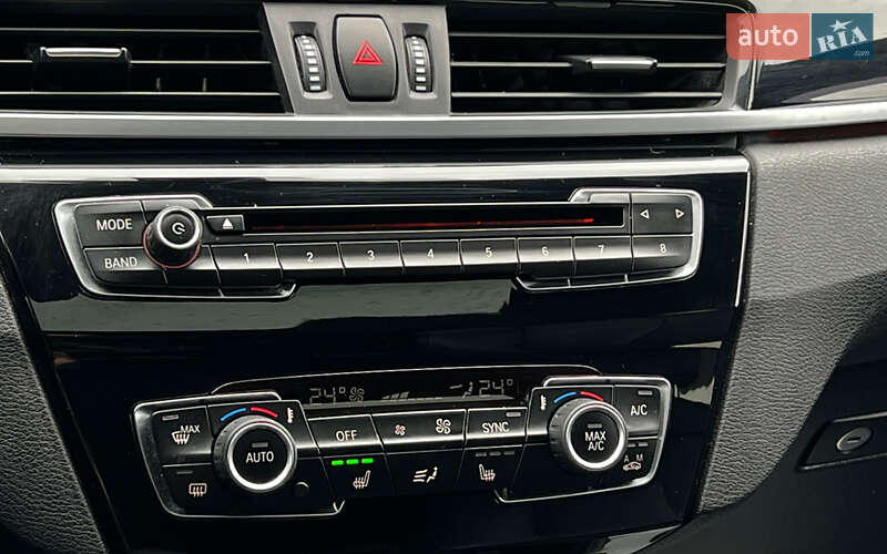 Внедорожник / Кроссовер BMW X1 2017 в Львове