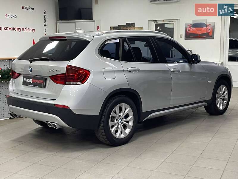 Позашляховик / Кросовер BMW X1 2011 в Києві