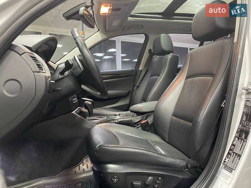 Позашляховик / Кросовер BMW X1 2011 в Києві