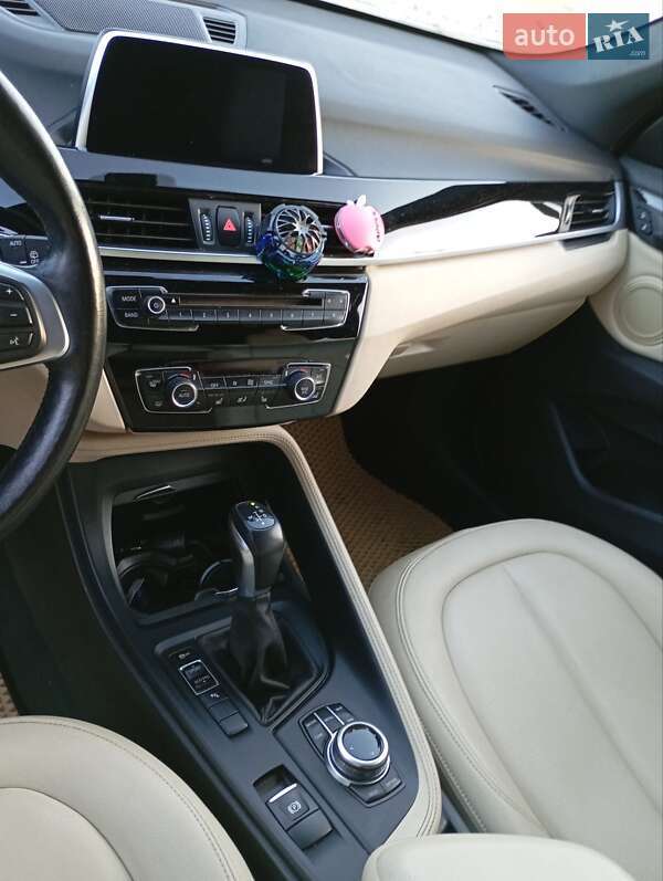 Позашляховик / Кросовер BMW X1 2018 в Києві