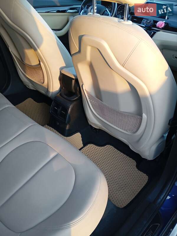 Позашляховик / Кросовер BMW X1 2018 в Києві