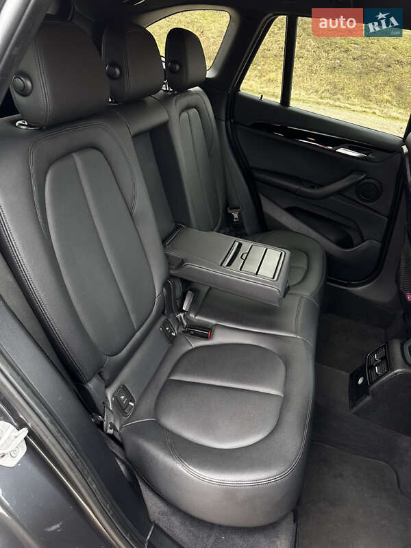 Внедорожник / Кроссовер BMW X1 2016 в Одессе фото 17 Внедорожник / Кроссовер BMW X1 2016 в Одессе