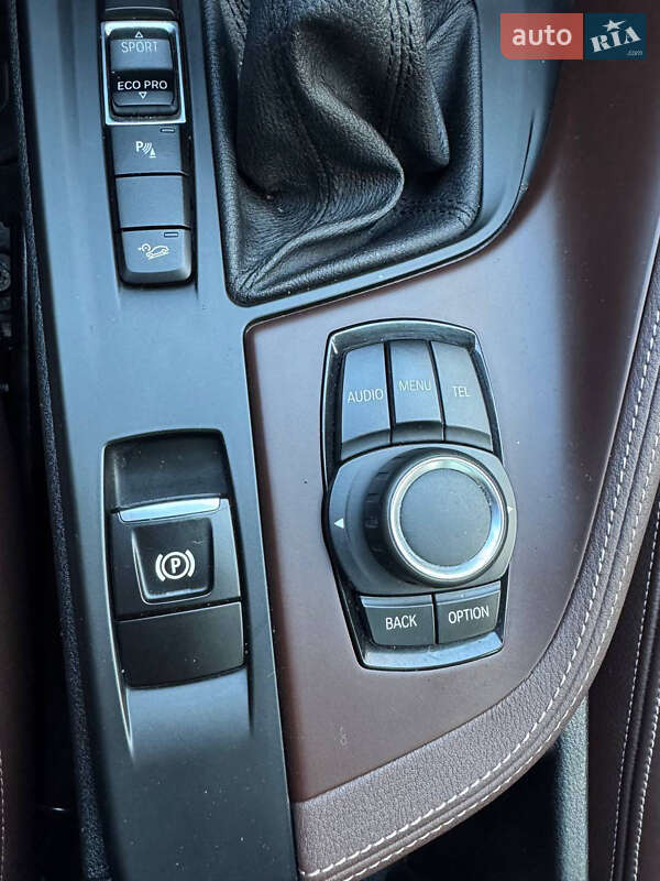 Внедорожник / Кроссовер BMW X1 2016 в Хмельницком