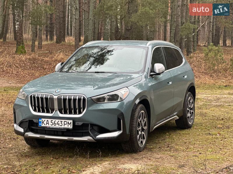 Внедорожник / Кроссовер BMW X1 2023 в Киеве