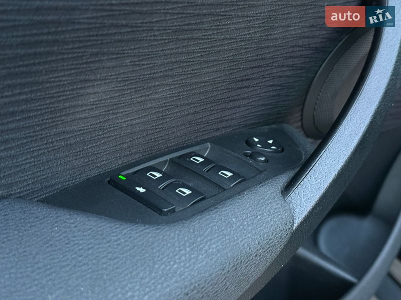 Внедорожник / Кроссовер BMW X1 2012 в Николаеве