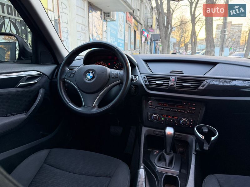 Внедорожник / Кроссовер BMW X1 2012 в Николаеве