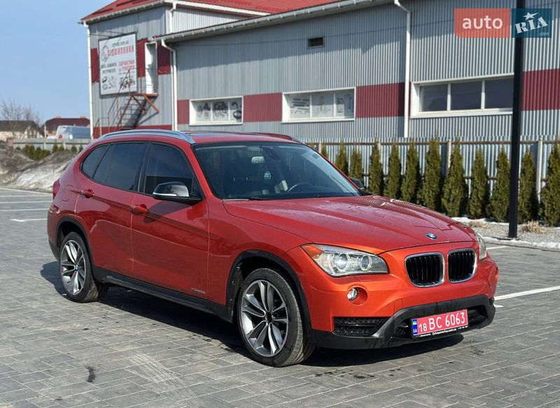 Внедорожник / Кроссовер BMW X1 2013 в Луцке