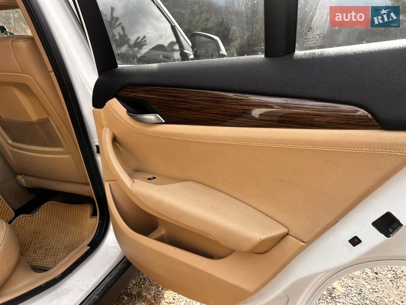 Внедорожник / Кроссовер BMW X1 2013 в Стрые