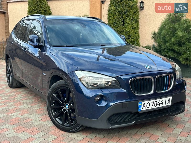 Внедорожник / Кроссовер BMW X1 2011 в Мукачево