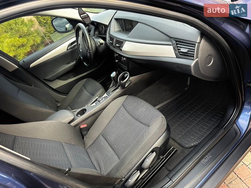 Внедорожник / Кроссовер BMW X1 2011 в Мукачево