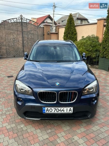 Внедорожник / Кроссовер BMW X1 2011 в Мукачево