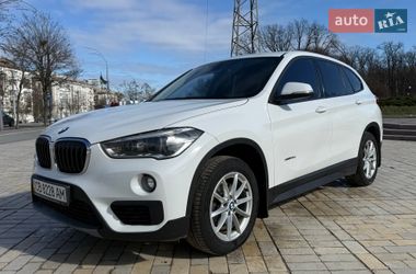 Позашляховик / Кросовер BMW X1 2016 в Києві
