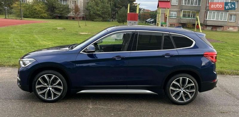 Внедорожник / Кроссовер BMW X1 2015 в Ровно