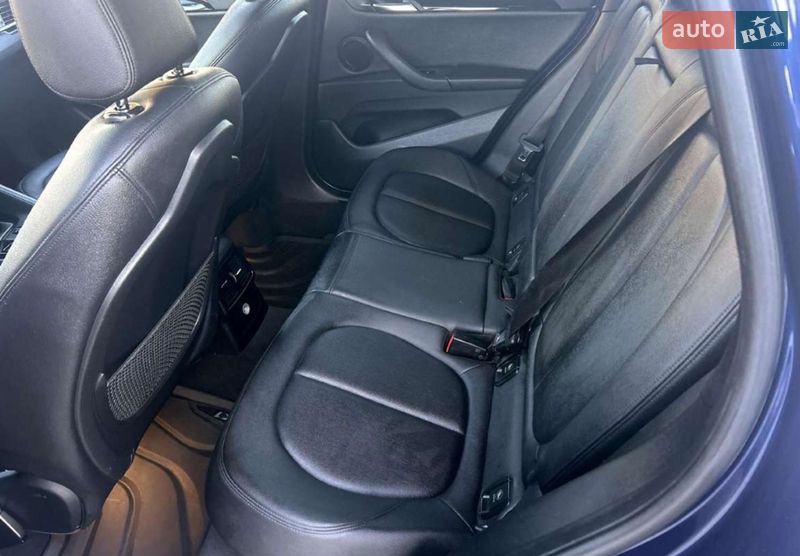 Внедорожник / Кроссовер BMW X1 2015 в Ровно