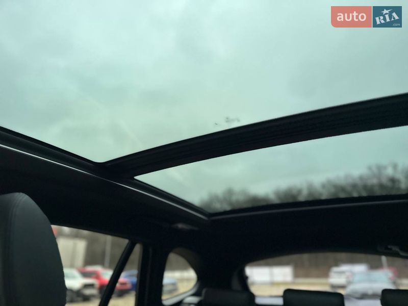 Внедорожник / Кроссовер BMW X1 2016 в Львове