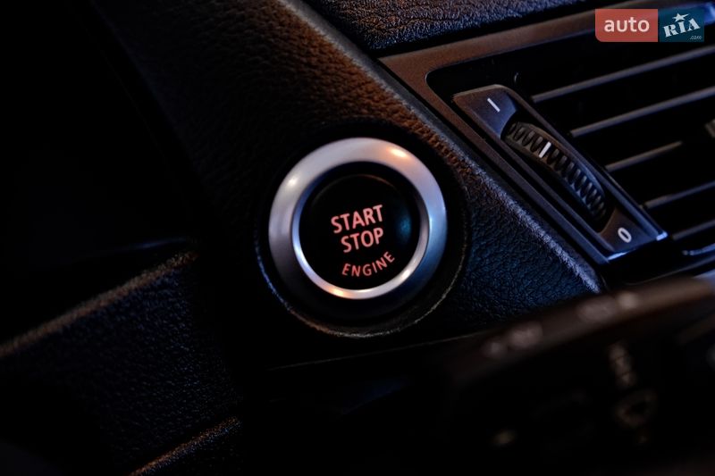 Внедорожник / Кроссовер BMW X1 2015 в Одессе