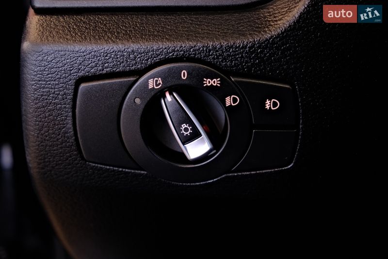 Внедорожник / Кроссовер BMW X1 2015 в Одессе