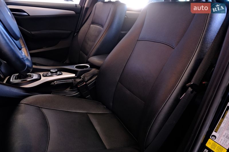 Внедорожник / Кроссовер BMW X1 2015 в Одессе