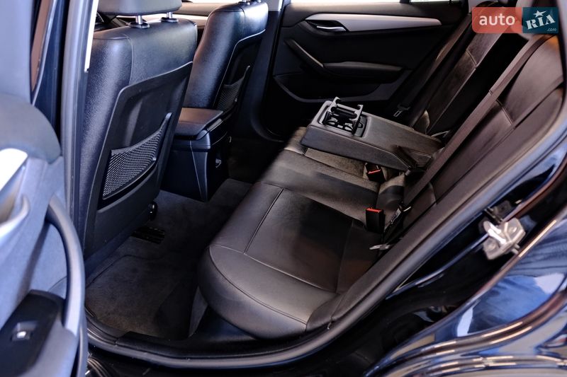 Внедорожник / Кроссовер BMW X1 2015 в Одессе