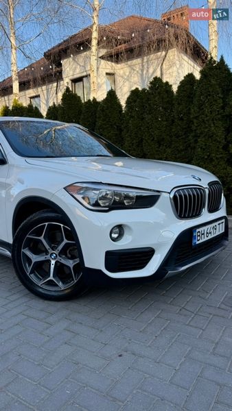 Внедорожник / Кроссовер BMW X1 2015 в Одессе
