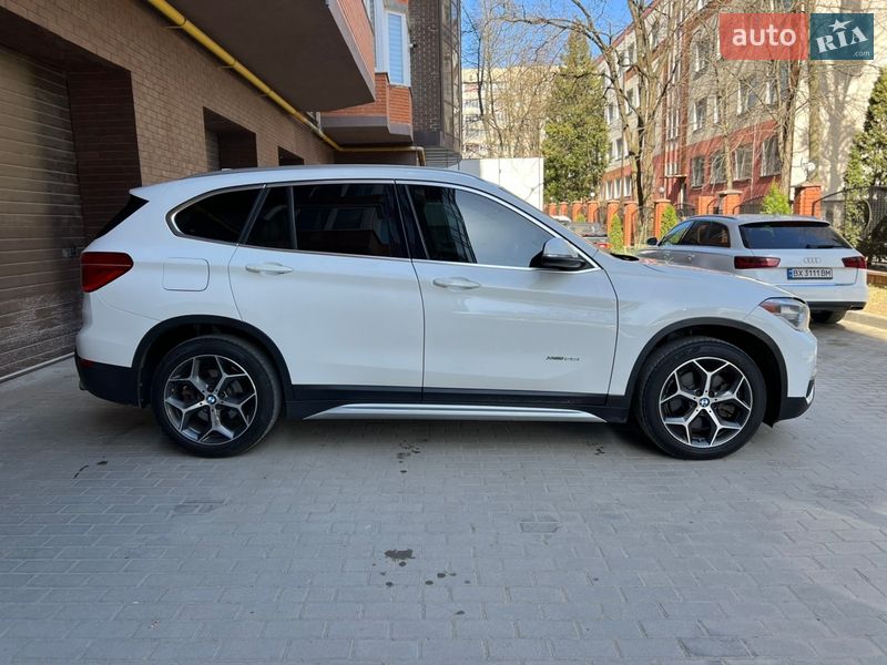 Внедорожник / Кроссовер BMW X1 2016 в Львове