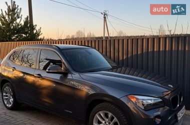 Внедорожник / Кроссовер BMW X1 2015 в Луцке