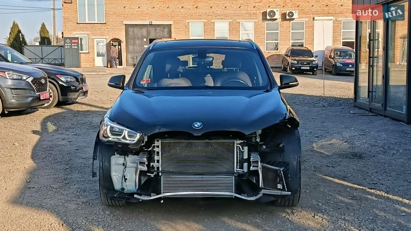 Внедорожник / Кроссовер BMW X1 2015 в Луцке