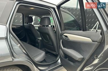 Внедорожник / Кроссовер BMW X1 2012 в Киеве