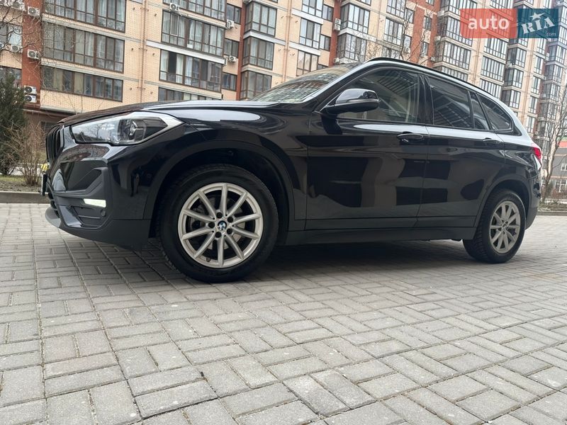 Позашляховик / Кросовер BMW X1 2022 в Дніпрі