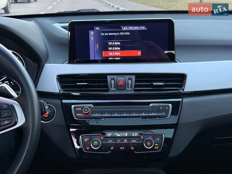 Внедорожник / Кроссовер BMW X1 2019 в Киеве