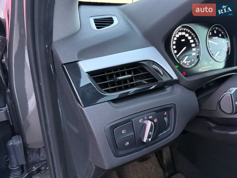 Внедорожник / Кроссовер BMW X1 2019 в Киеве