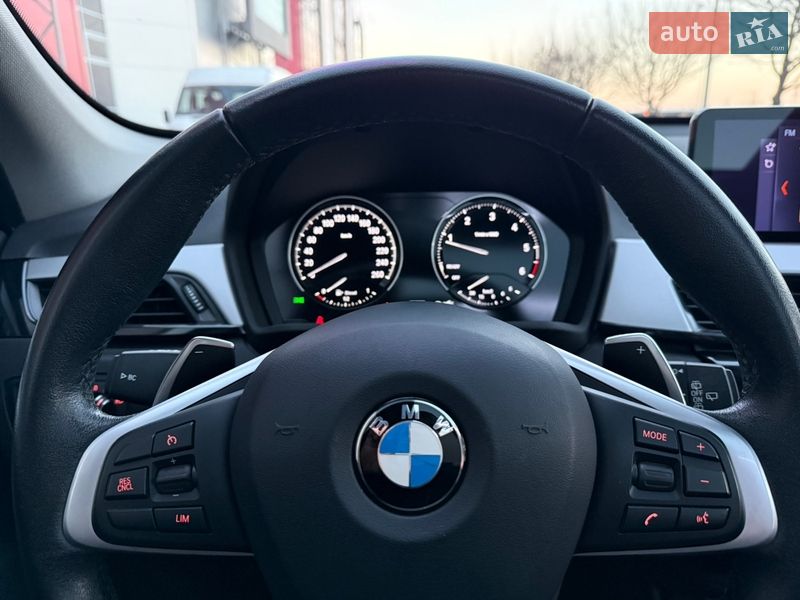 Внедорожник / Кроссовер BMW X1 2019 в Киеве