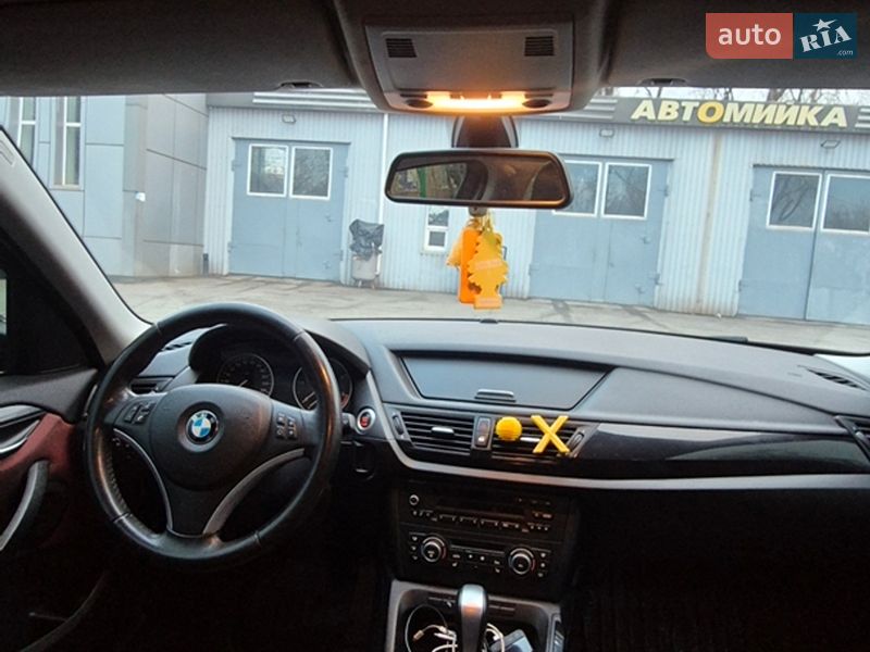 Внедорожник / Кроссовер BMW X1 2012 в Кривом Роге