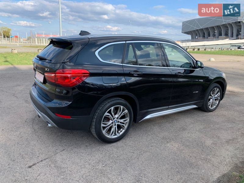 Внедорожник / Кроссовер BMW X1 2016 в Львове