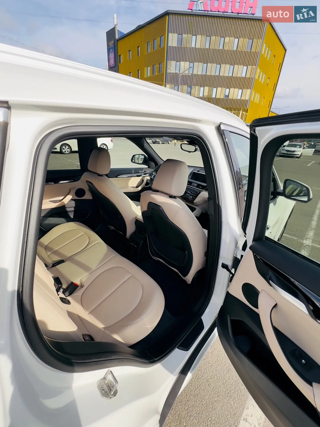 2021 BMW X1 - мініатюра 13