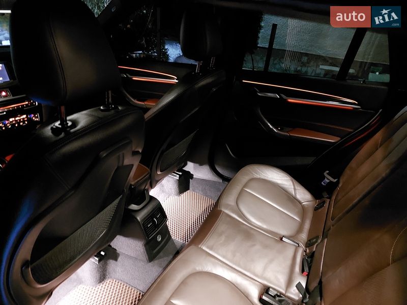 Внедорожник / Кроссовер BMW X1 2016 в Коломые