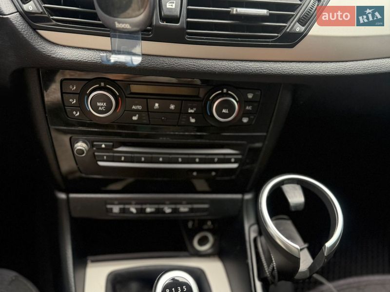 Внедорожник / Кроссовер BMW X1 2014 в Киеве